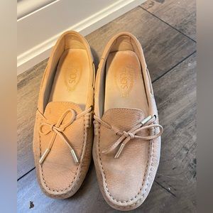 Authentic Tod’s flat shoes size 7